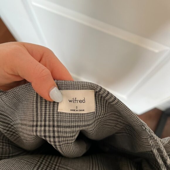 NWOT Aritzia Wilfred Mini Dress - Size 0 - Picture 6 of 6